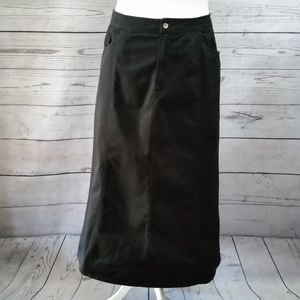 Basic Editions Black Skirt A-line Cotton Casual